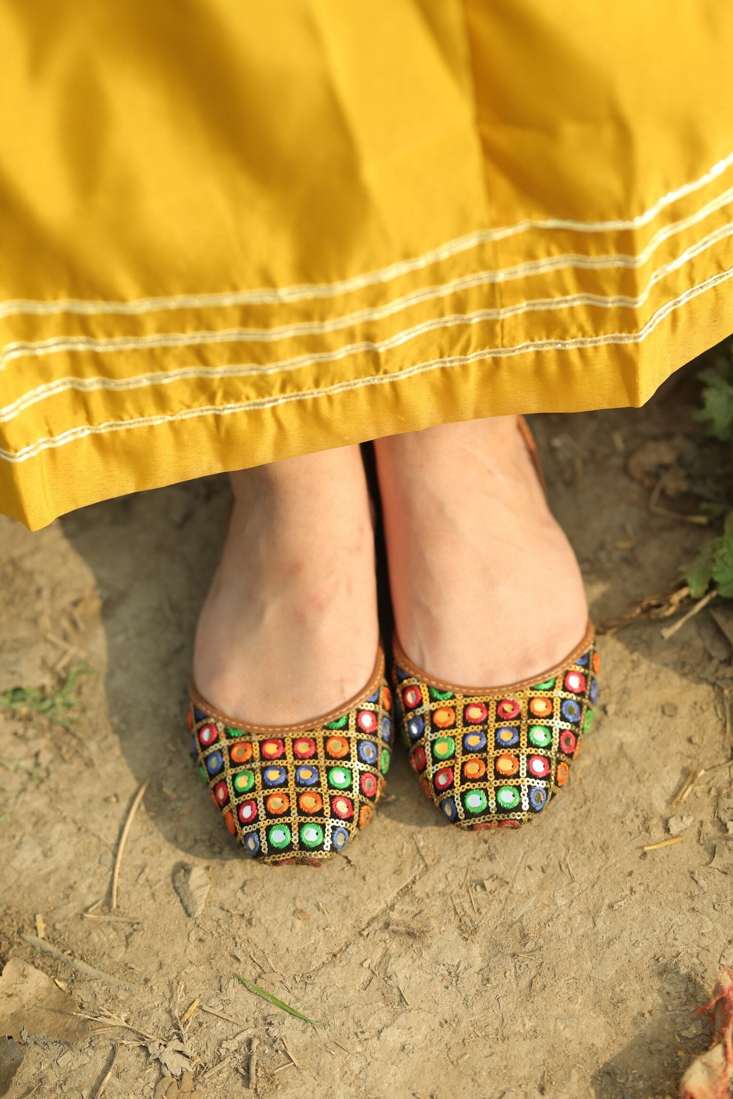 Handmade Punjabi Jutti | Multi Coloured Mirror Design | Traditional Khusa | Mojari Indian Pakistani Shoes | Gift For Her
