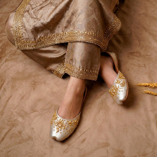The Sitara Handmade Women's Khusa Juti Sandal | Gold Silver Black | Soft Foam Padded Insole | By Sandal House