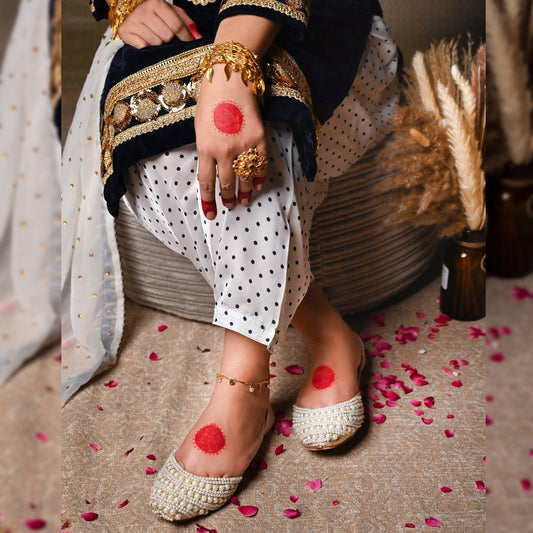 Pearlescent Handmade Pakistani Indian Khusa Sandal| Diamonte and Pearl Punjabi Jutti | Wedding shoes | Gift For Her | Gold Silver