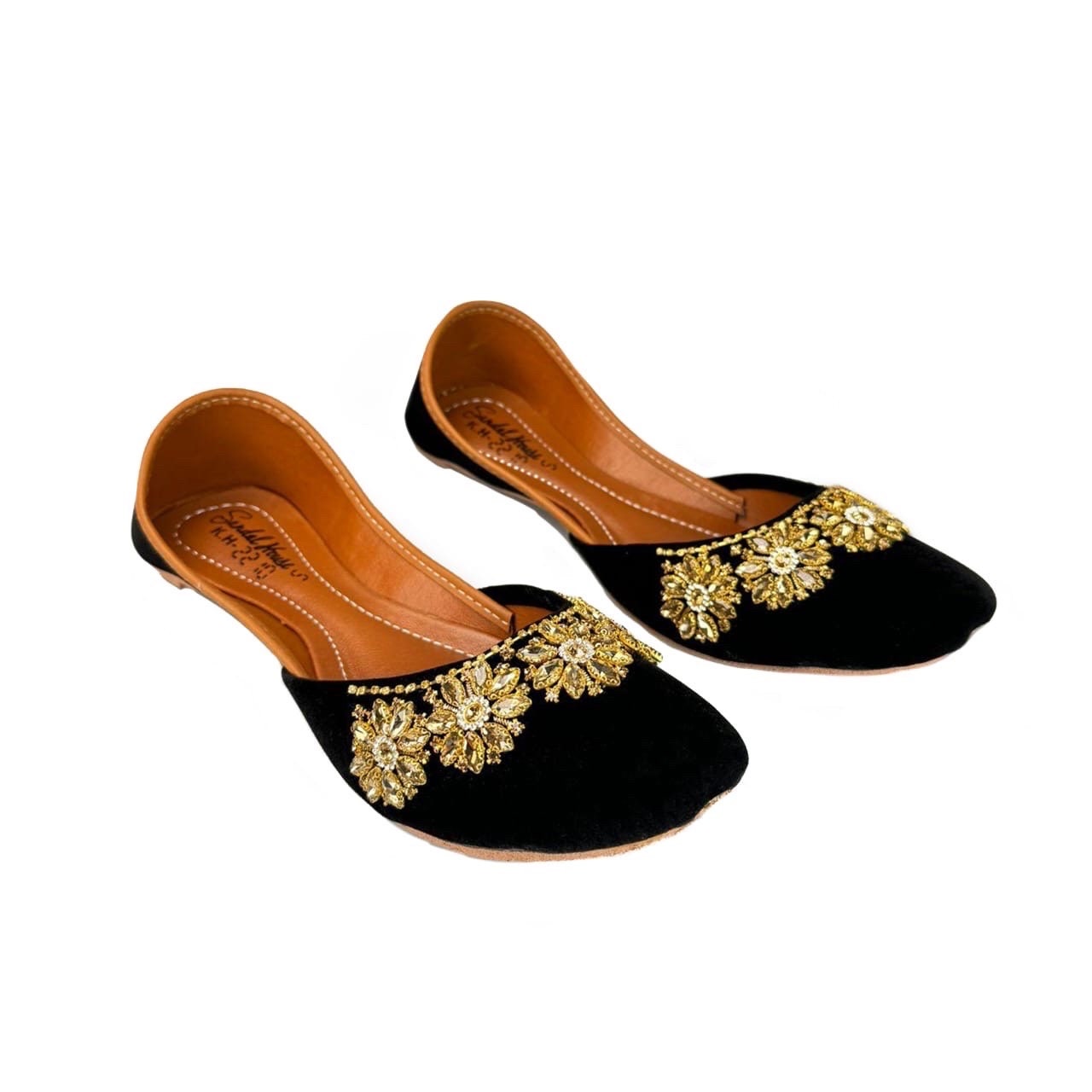 Handcrafted Women's Punjabi Jutti Khusa Sandal | Pakistani Indian Footwear | Wedding Shoes | Gift For Her | Gold Silver Black