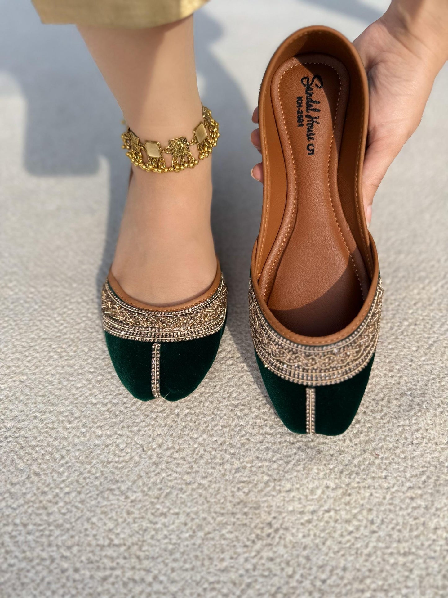 Handmade Ladies Pakistani Indian Khusa Sandal | Diamonte Embroidery Punjabi Juti Wedding shoes | Gift For Her | Gold Silver Black Pink Green
