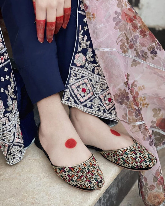 Womens Handmade Multi Coloured Punjabi Mojari Juttis | Ladies Khusa Sandals | Comfortable Foam Insole | Gift For Her | By Sandal House